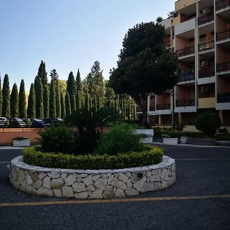 Aurelia City Garden Rome
