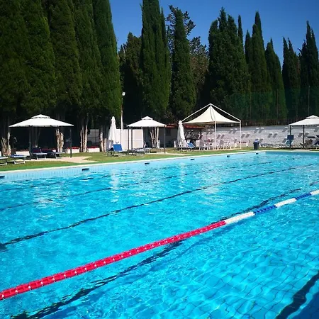 Aurelia City Garden Apartament *